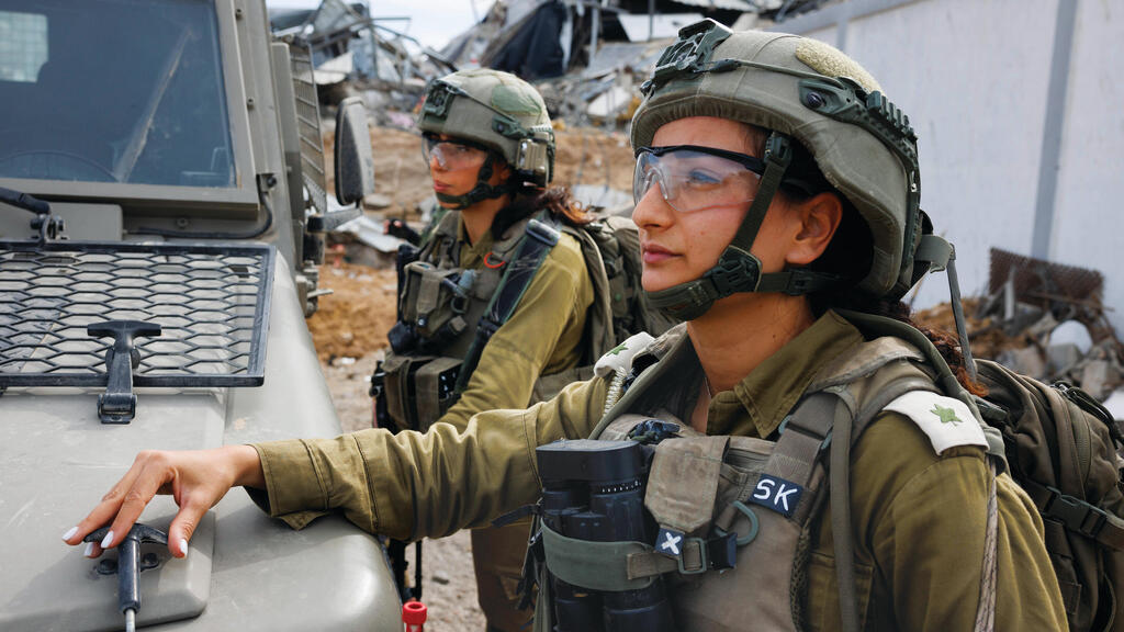 Female combat soldiers in Gaza (Photo: Ziv Koren) yk13711931