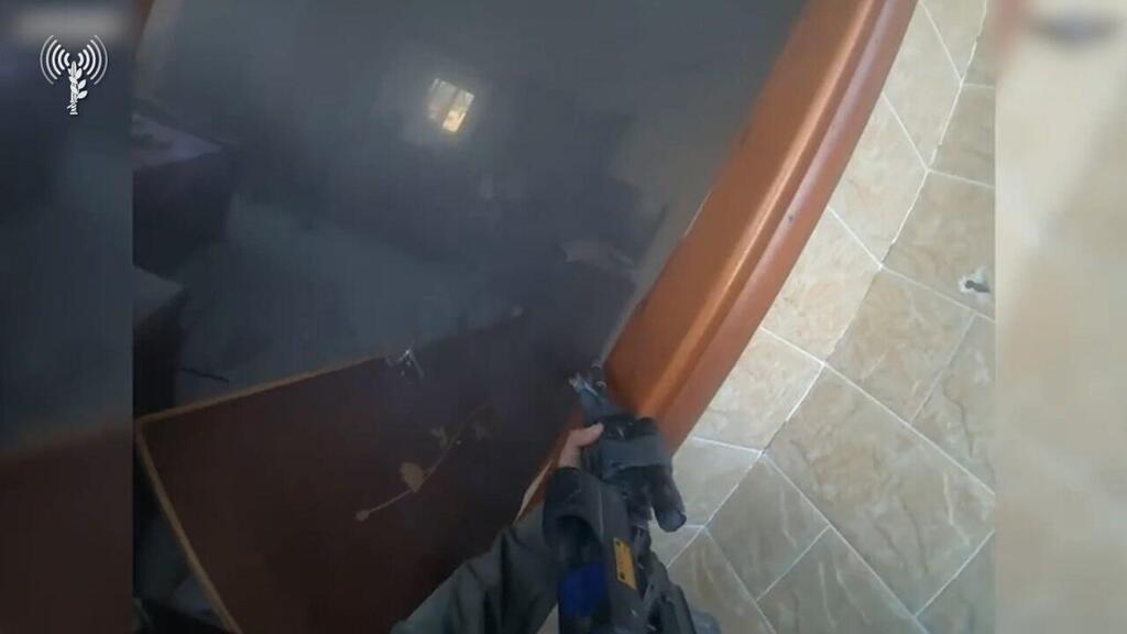 תיעוד מהתקלות לוחם יחידת יהל"ם במחבלים בשג'עייה