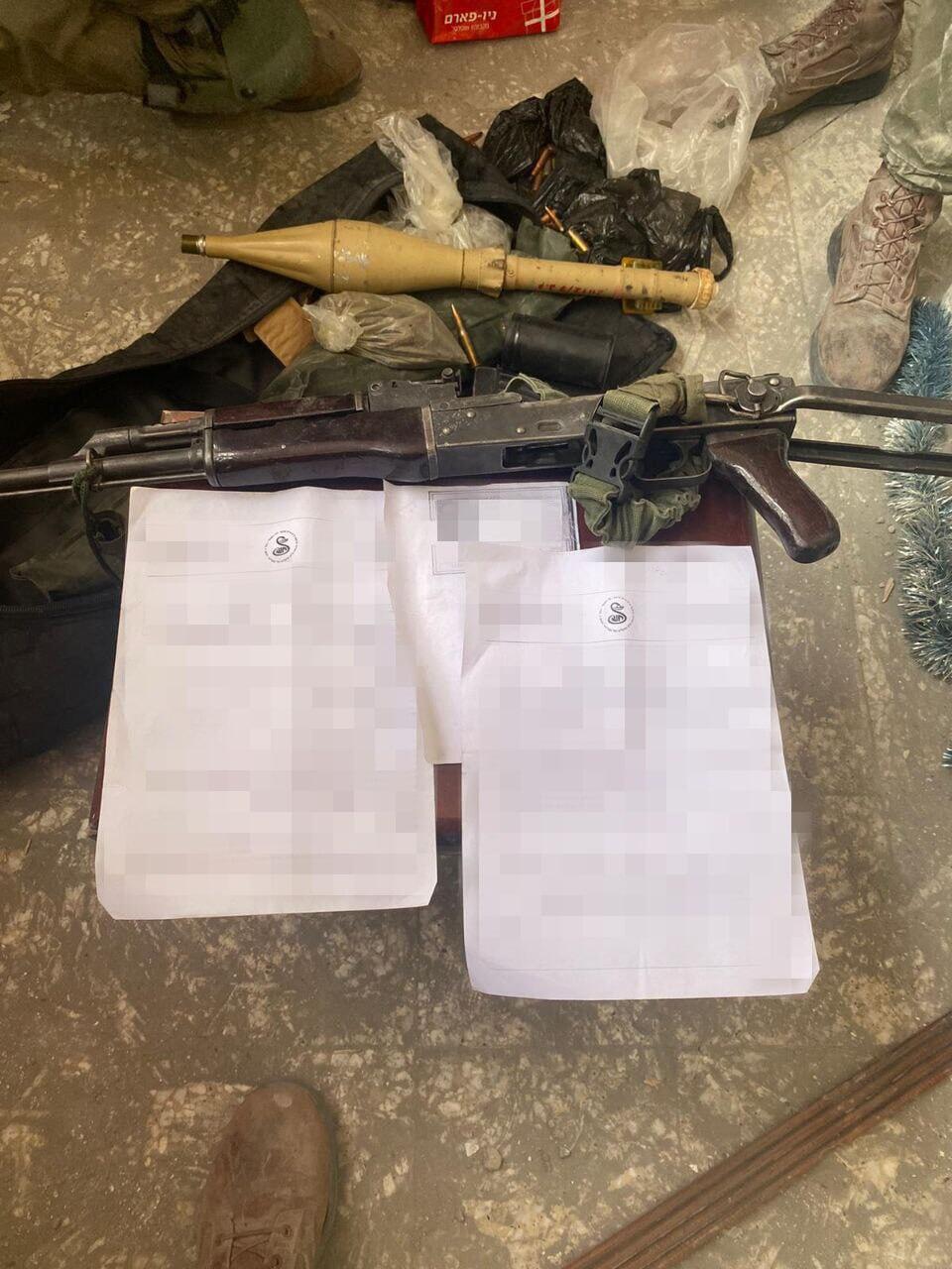 Discharge papers of 8-year-old cancer patient who recieved medical care in Israeli hospital found alongside weapons cache in Gaza home אוסף מכתבי שחרור המעידים על טיפול רפואי שקיבל ילד פלסטיני בן 8 חולה סרטן במרכז הרפואי שיבא