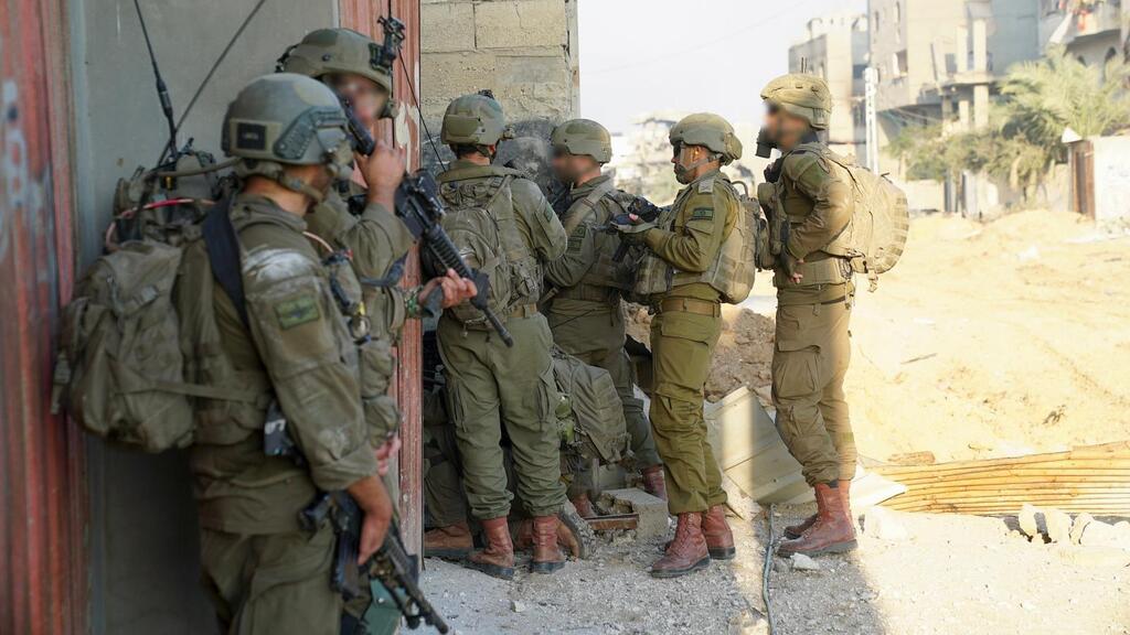 IDF soldiers fighting so life in Israel can go on (Photo: IDF Spokesperson's Unit) תיעוד מהזיהוי של גדוד האיסוף 414 ותקיפת המחבל על ידי מסוק קרב