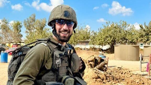 "דרך עדשות המצלמה אנחנו מספרים את סיפורי הלוחמים". נהוראי שטרית (צילום פרטי) נהוראי שטרית