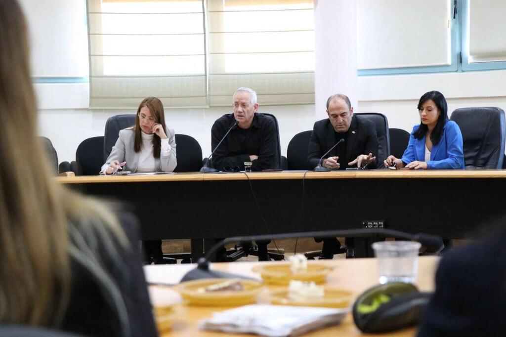 בני גנץ בביקור במעלות תרשיחא (צילום: דוברות המחנה הממלכתי) אמברגו ל-15:00 - בני גנץ בסיור במעלות תרשיחא