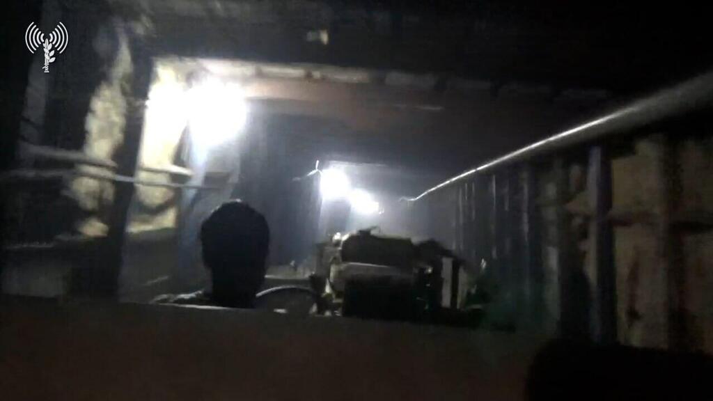 תיעוד של חמאס מהליך חפירת המנהרה (צילום: דובר צה"ל ) תיעוד: חשיפת מנהרת הטרור הגדולה ביותר ברצועת עזה