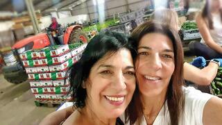 אורית אורלוביץ ואחותה כוכבה