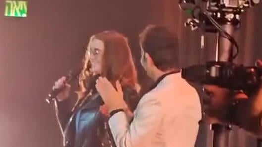 אביב גפן ומיאה ליימברג בהופעה