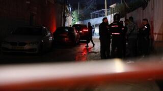 זירה זירת יריות ירי בשכונת הרכבת בלוד 2 נרצחו ו 1 במצב בינוני