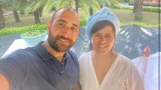 אלירז גבאי ז"ל עם בת זוגו קורל