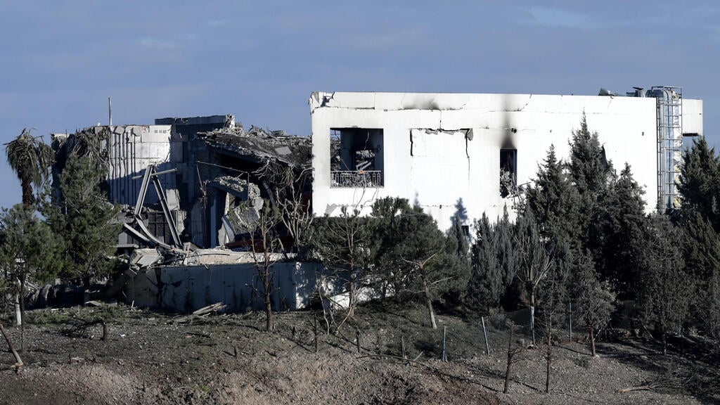 Dzeyi's mansion after the attack (Photo: EPA/GAILAN HAJI) הריסות ביתו של איש עסקים כורדי שנהרג במתקפה של איראן ב כודרדיסטן עיראק ארביל