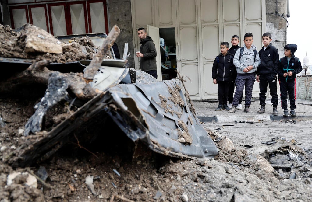 Scene of airstrike in Balata, West Bank (Photo: REUTERS/Raneen Sawafta) זירת התקיפה בשכם