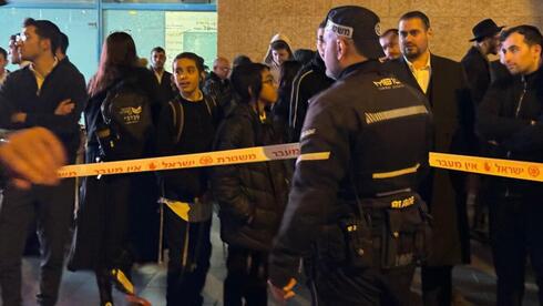 חשוד ברצח בת"א נתפס בירושלים, שלף סכין ונורה בניסיון המעצר