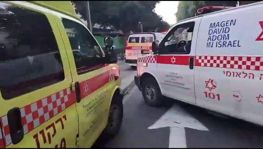 הזירה בתל אביב (צילום: תיעוד מבצעי מד"א) שריפה בתל אביב בה נהרגה אישה