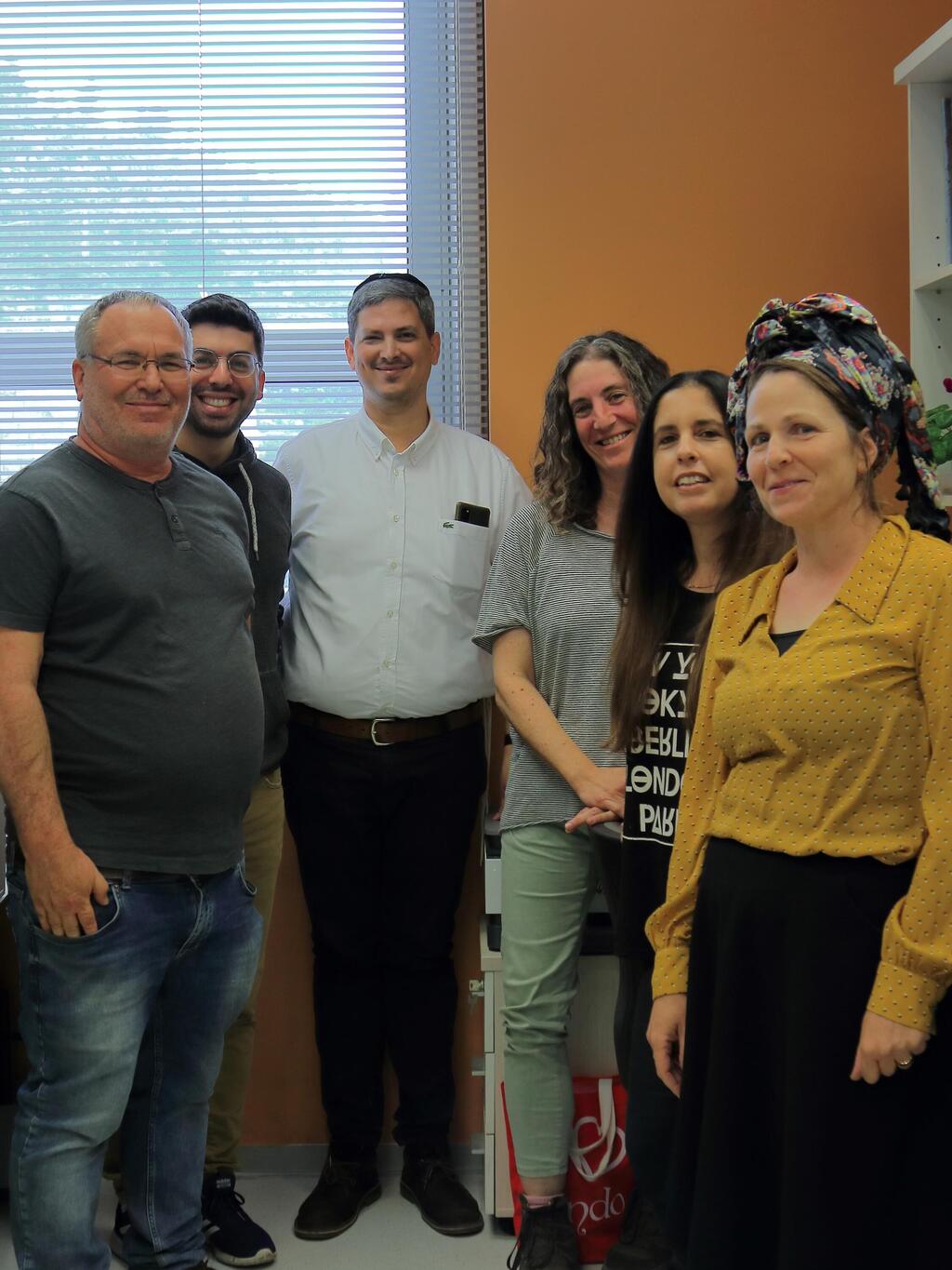 פרופ' אסף הלמן וצוותו (צילום: באדיבות החוקר) פרופ' אסף הלמן וצוותו