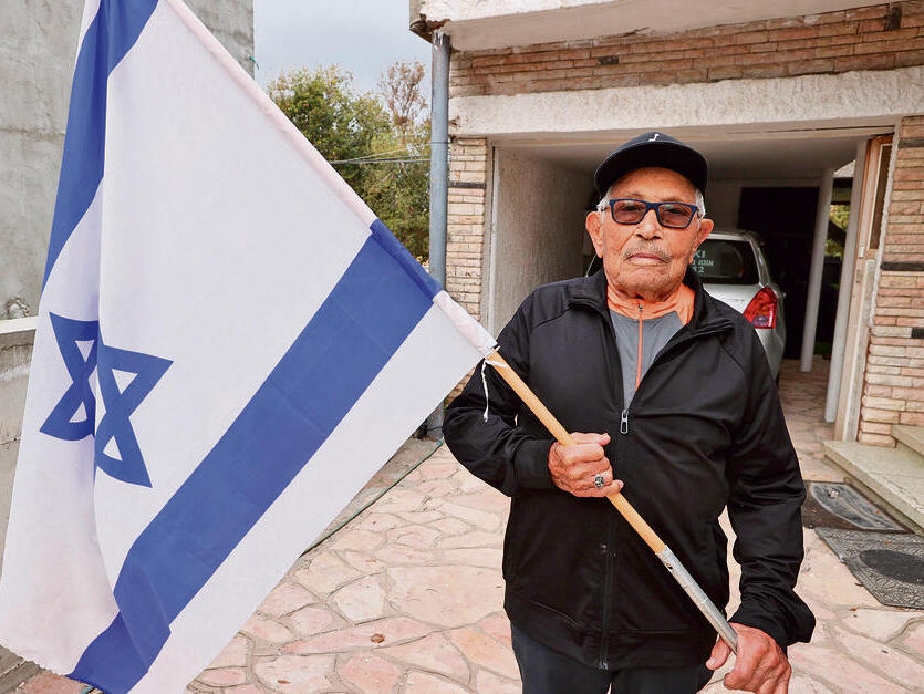 ישעיהו פויר, בן 91. "אני לא עוזב את הבית שלי בשום מחיר. לא אפקיר את הבית" (צילום: גדי קבלו) yk13773352
