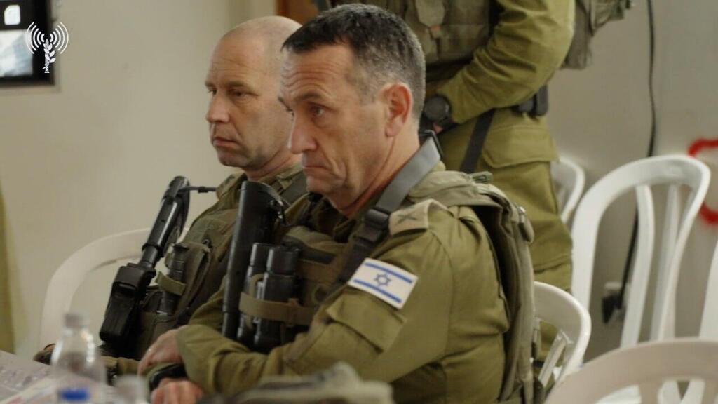 הרמטכ"ל הלוי. אם לא תתלקח מלחמה בזירה הצפונית - עלות יום לחימה תגיע עד סוף 2024 ל-120 מיליארד שקלים (צילום: דובר צה"ל) הרמטכ"ל הרצי הלוי קיים הערכת מצב בחאן יונס