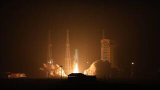 איראן שיגרה 3 לוויינים בו זמנית לחלל לוויין טיל שיגור עוף החול סימוג