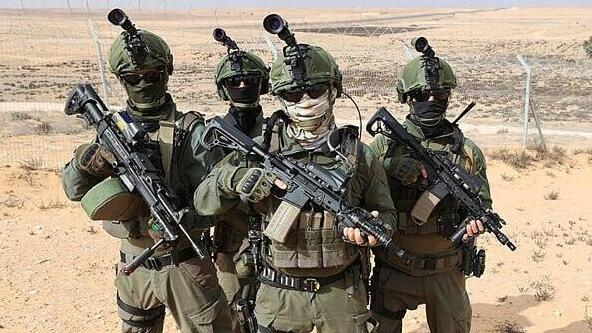  לוחצי צוות פלד בגבול ניצנה
