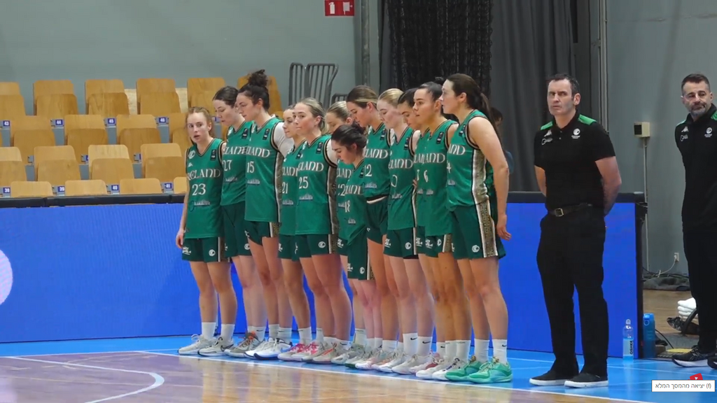 Irish women's team (Photo: Screengrab) נבחרת הנשים