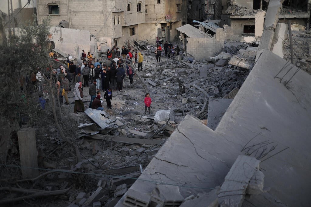 Rafah footage after IDF operation to rescue hostages (Photo: REUTERS/Ibraheem Abu Mustafa) רפיח עזה