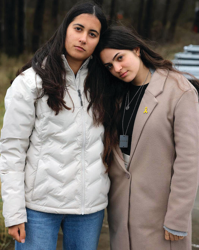 רומי כהן (מימין) והדר דניאל (צילום: אייל רדושיצקי) yk13801611