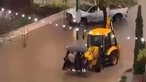 תיעוד מההצפות בנתניה