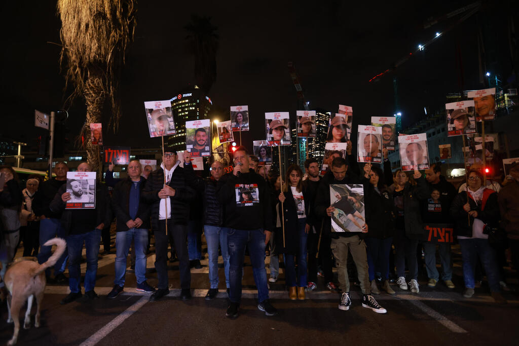 צילום: טל שחר מחאה של משפחות החטופים בתל אביב