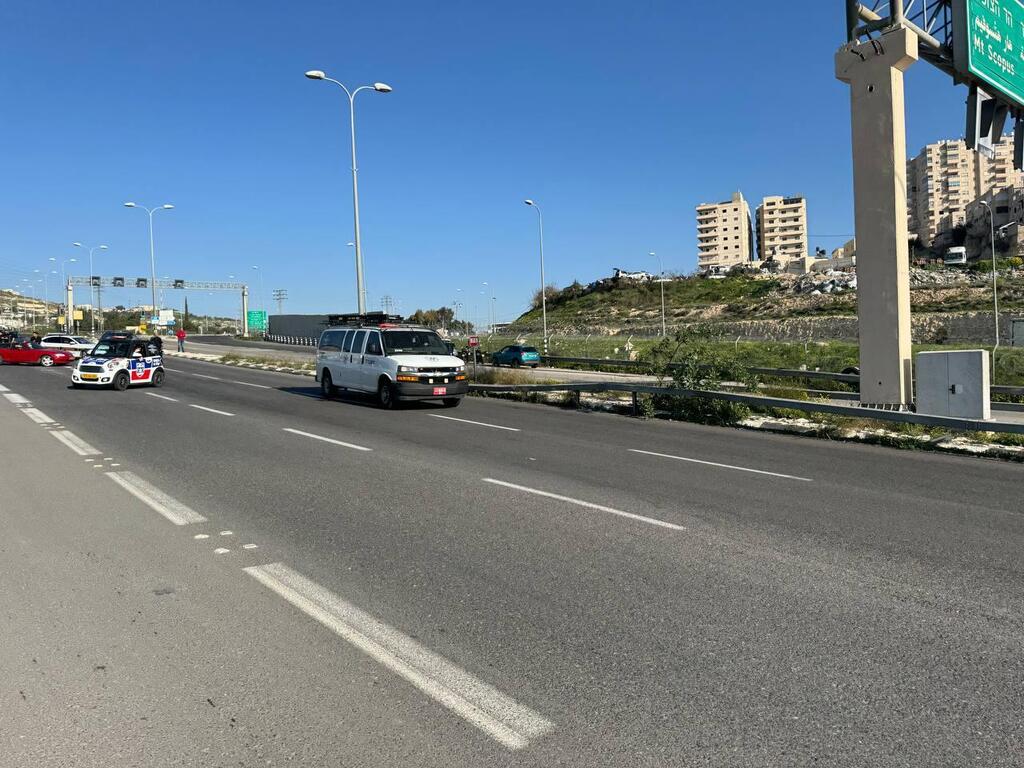 התריעו על "מלכודת מוות" (צילום: לירן תמרי) זירת הפיגוע סמוך למעלה אדומים