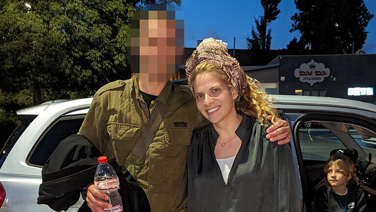 שבות רענן ובעלה צ' (צילום: אלבום משפחתי) שבות רענן וצ'