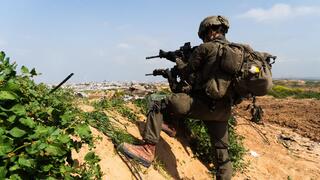 תיעוד מפעילות גדוד נצח יהודה בבית חאנון ומפקד גדוד 97 סגן אלוף שלמה