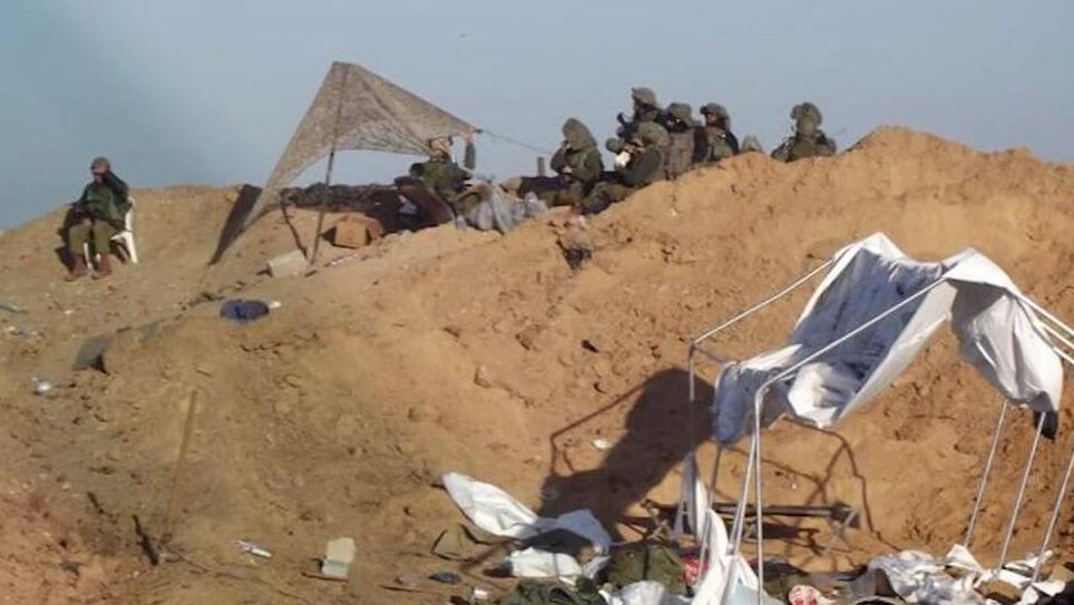 Soldiers in Gaza at risk of attack from terrorists hiding underground עובדי שב"כ מדברים על התרעה מודיעינית שהצילה חיילים רבים בלחימה ב רצועת עזה