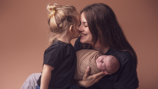 מיכל לובנוב ובנה