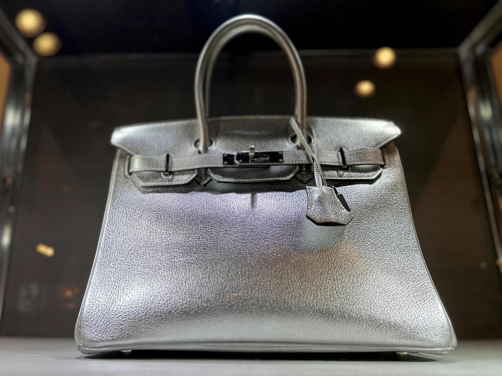 Hermes Birkin bag (Photo: Roselle Chen / Reuters) תיק בירקין