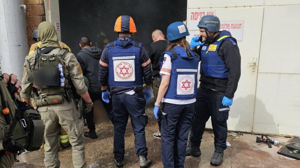 Aftermath of a deadly Hezbollah rocket attack on Wednesday (Photo: Fire & Rescue Authority ) הריסות מפעל בקרית שמונה שעלה באש בעקבות פגיעה ישירה מהמטח לקרית שמונה