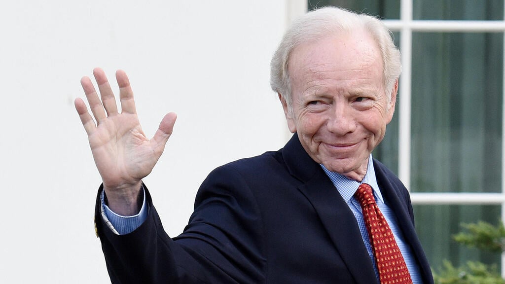 Former Senator Joe Lieberman was the first Jew to run on a major party's presidential ticket (Photo: Olivier Douliery / AFP) ג'ו ליברמן