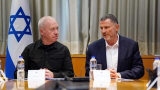 שר הביטחון יואב גלנט בוועדת חוץ וביטחון בכנסת