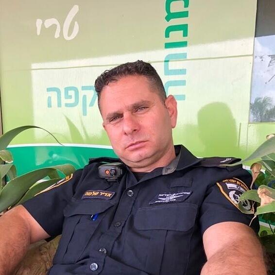 רס"ב אדיר שלמה שנפל בקרב בתחנת המשטרה של שדרות (צילום: באדיבות המשפחה) רס"ב אדיר שלמה שנפל בקרב בתחנת המשטרה של שדרות