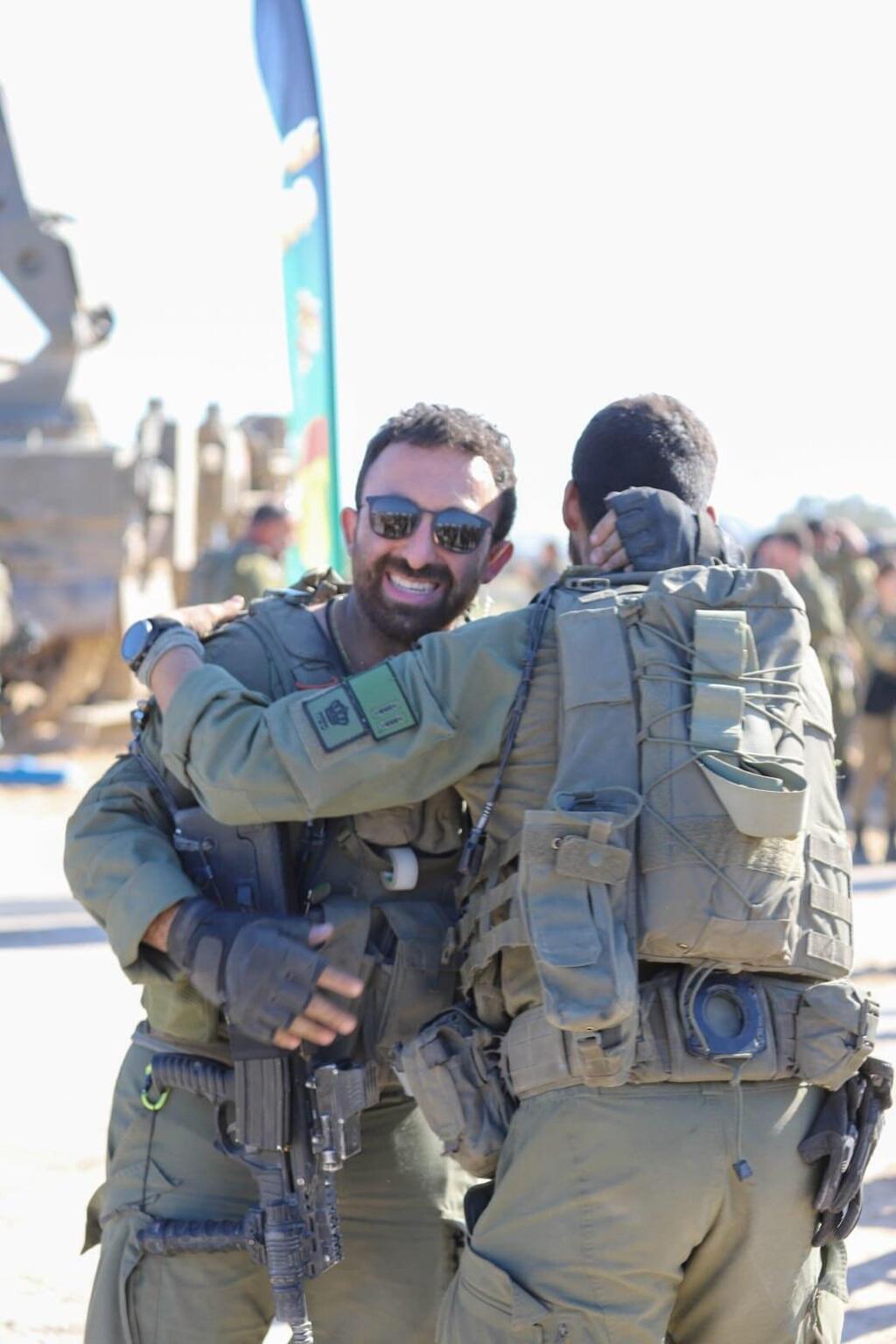 Dr. Shachaf returns to the battalion (Photo: IDF Spokesperson's Unit) סגן ד"ר שחף רופא גדודי