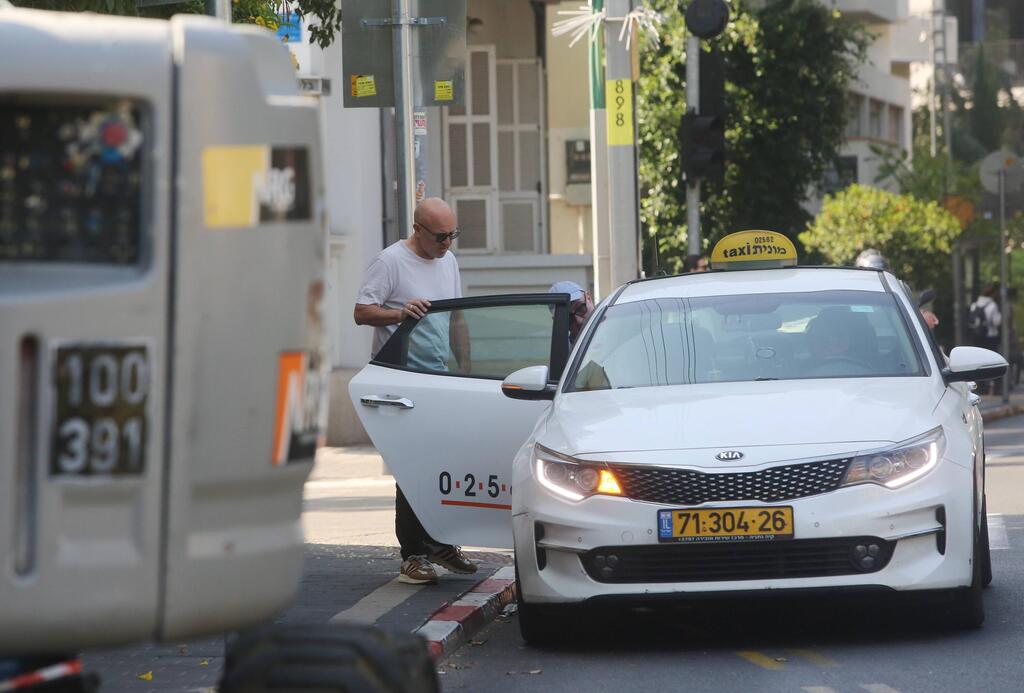 עכשיו אפשר להמשיך את היום (צילום: מוטי לבטון) פפראצי