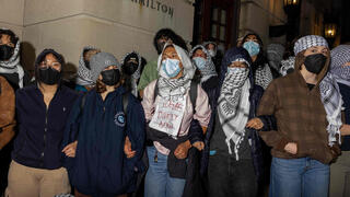 מפגינים פרו פלסטינים באוניברסיטת קולומביה