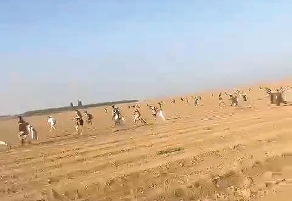 "האדמה רעדה". המנוסה מהנובה yk13904151