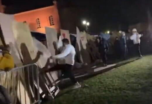 ארה"ב מפגינים תומכי ישראל נגד פרו פלסטינים מאהל מחאה עימותים אוניברסיטת קליפורניה לוס אנג'לס