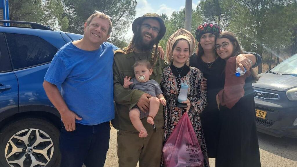 סמ"ר יהונתן לובר ז"ל ומשפחתו. משפחתו של יהונתן לובר ז"ל