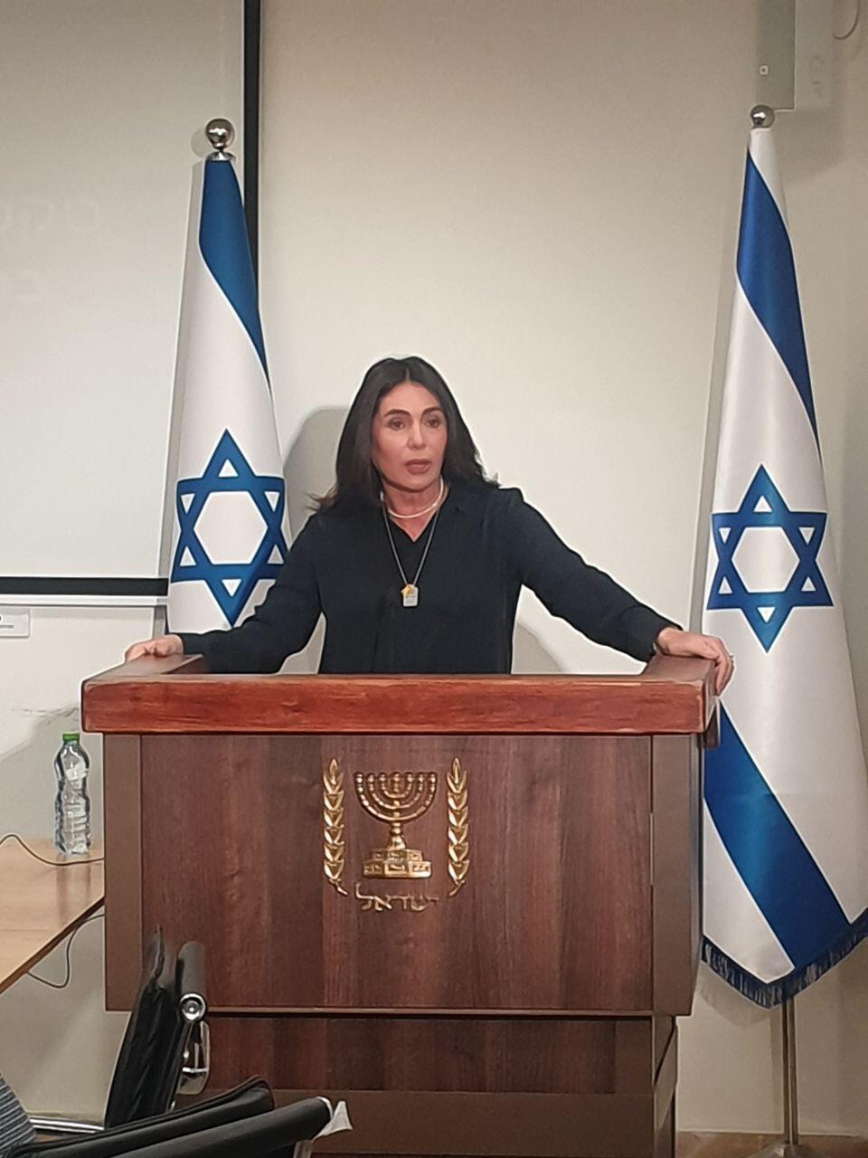 הצהרה לתקשורת של מירי רגב בנושא הדלקת המשואות