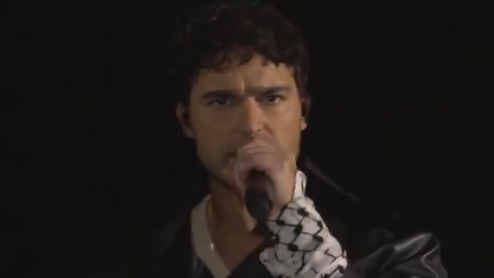 אריק סעדה, נציג שוודיה באירווזיון 2024 עם כפייה על היד