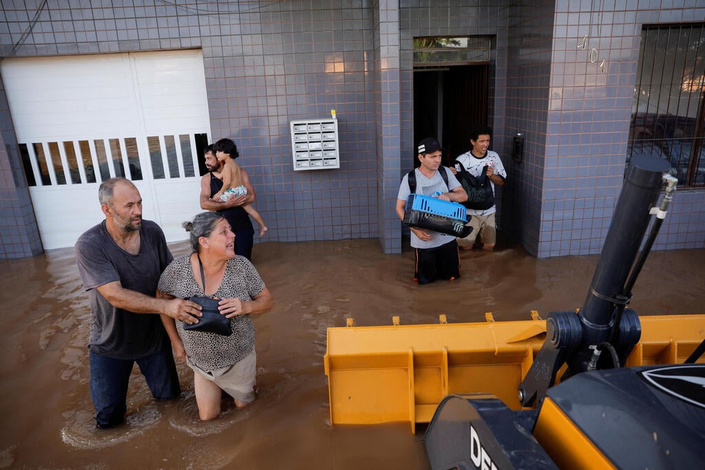 ברזיל פורטו אלגרה שיטפונות הצפות מדינת המחוז ריו גרנדה דו סול 
