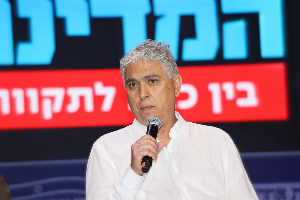 "אני לא חושב שאנחנו גיבורים, אנחנו מרגישים שאנחנו נמצאים שם בשביל האנשים". מאיר תורג'מן בוועידת "האנשים של המדינה" (צילום: יריב כץ) ועידת "האנשים של המדינה"