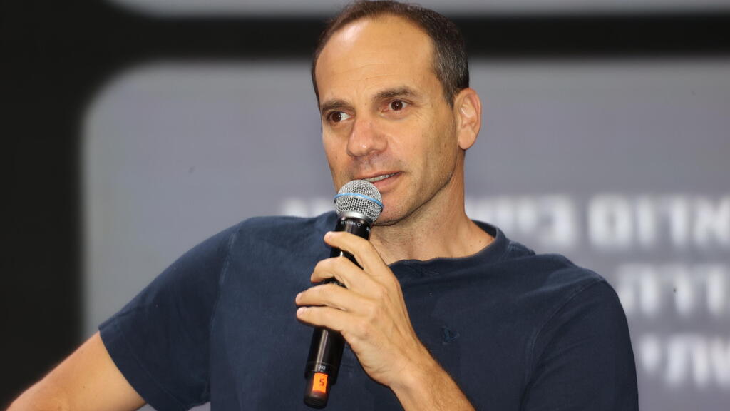 "זוכר היטב את השניות הראשונות". מתן צורי בוועידת "האנשים של המדינה" (צילום: יריב כץ) ועידת "האנשים של המדינה"