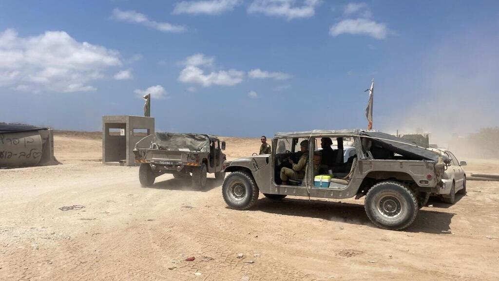 לוחמי צה"ל בפרוזדור נצרים (צילום: דובר צה"ל) פרוזדור נצרים רצועת עזה