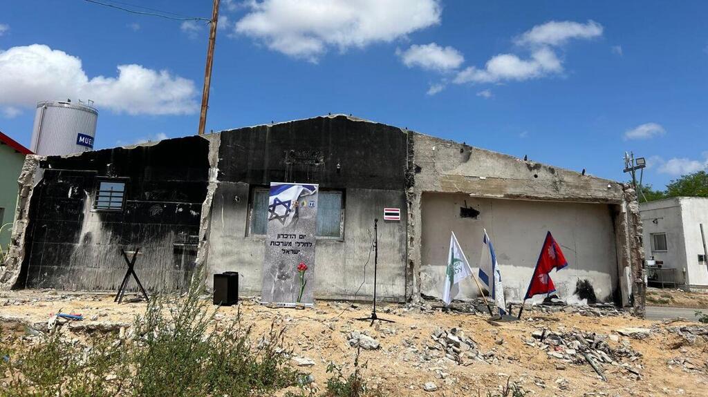 טקס שנערך בקיבוץ עלומים טקס יום הזיכרון בקיבוץ עלומים