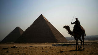 Engineers propose hydraulic lift was used in construction of pyramids