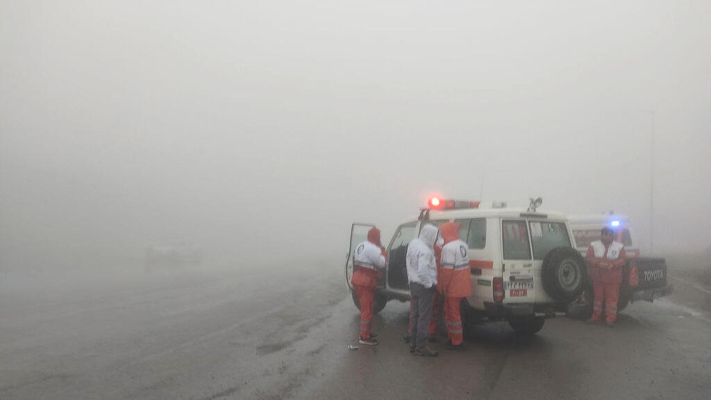Search efforts conducted under harsh weather conditions (Photo: Azin Haghighi/Moj News Agency/WANA, West Asia News Agency)/ REUTERS) תקרית של המסוק של איברהים ראיסי